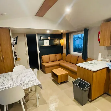 Campsite Mh510 2Ch Dont Chambre Parental Et 2Sdb Dans Camping 4 Etoiles *