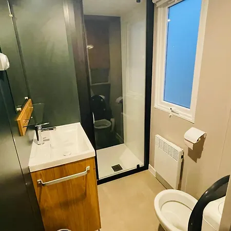 Mh510 2Ch Dont Chambre Parental Et 2Sdb Dans Camping 4 Etoiles